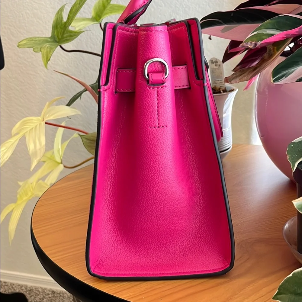 Michael Kors Dragonfruit MD Satchel NWT - Picture 6 of 16